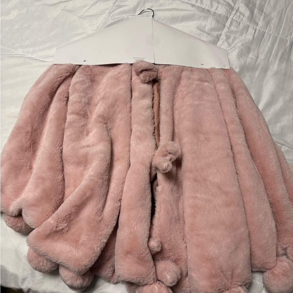 Pink Christmas Tree Skirt - Picture 4 of 8